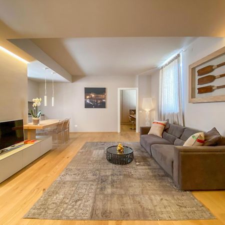 Time To Be - Luxury Apartments Centro Storico Peschiera del Garda Ngoại thất bức ảnh
