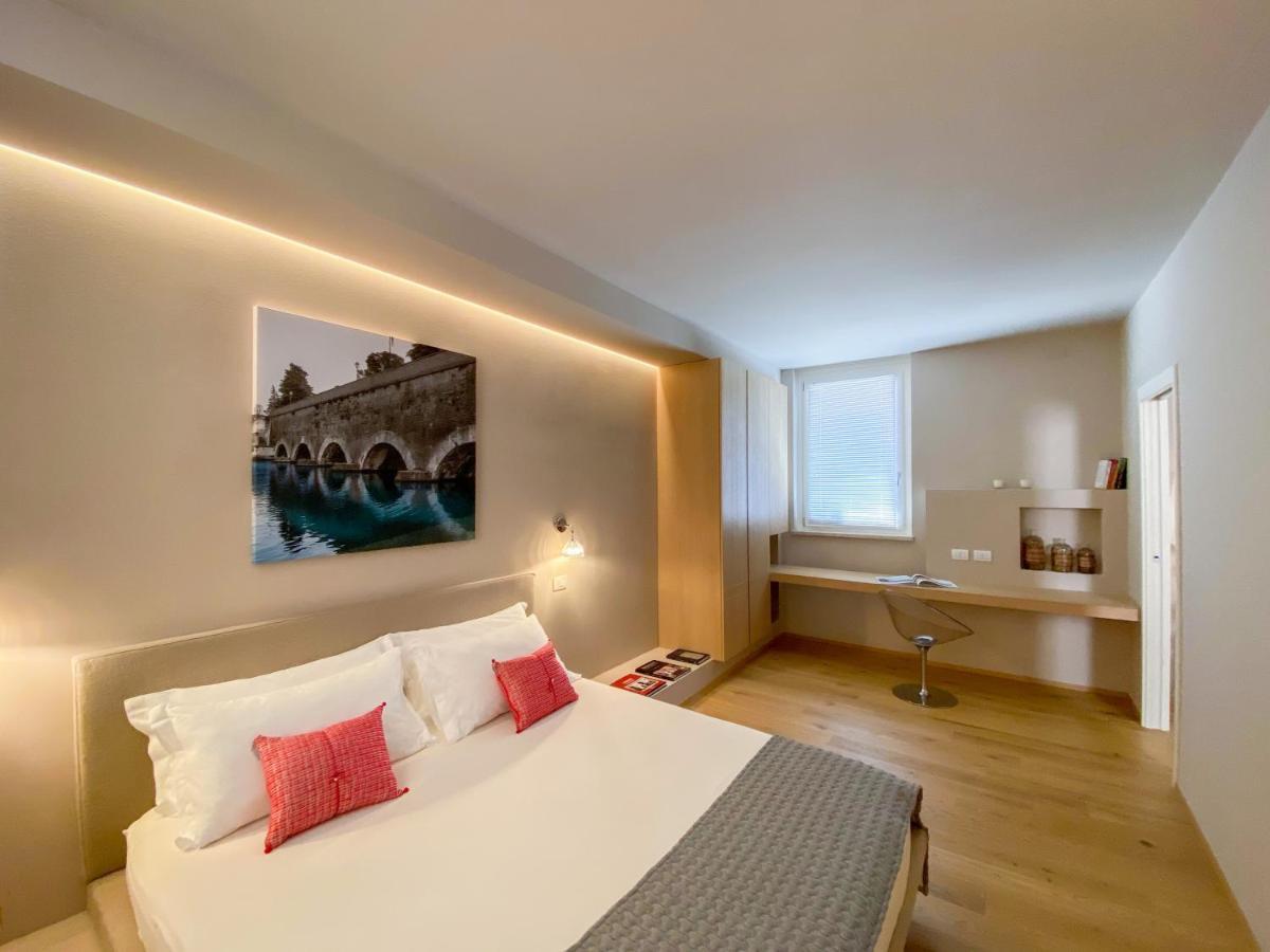 Time To Be - Luxury Apartments Centro Storico Peschiera del Garda Ngoại thất bức ảnh