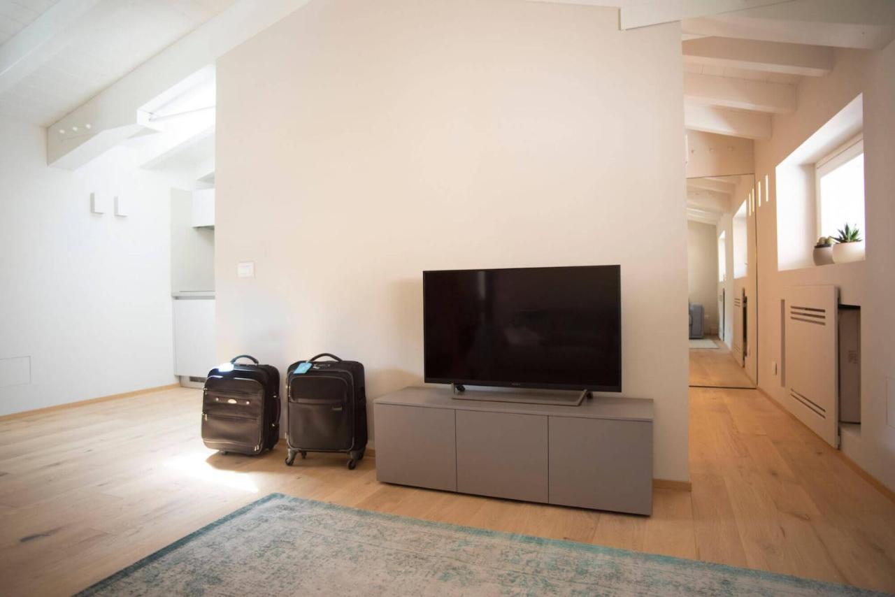 Time To Be - Luxury Apartments Centro Storico Peschiera del Garda Ngoại thất bức ảnh