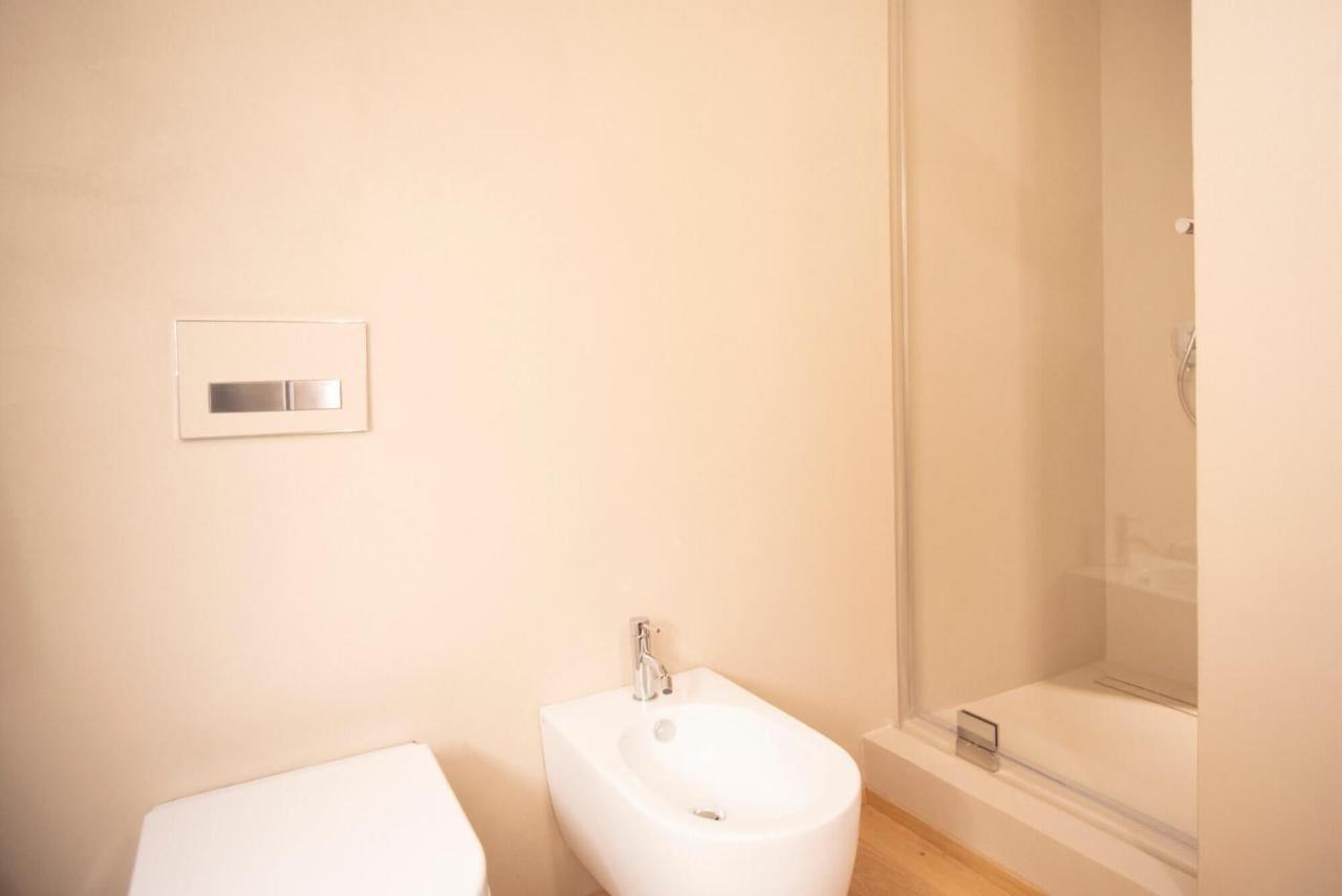 Time To Be - Luxury Apartments Centro Storico Peschiera del Garda Ngoại thất bức ảnh