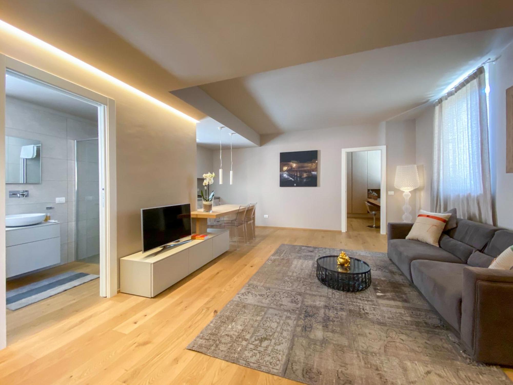 Time To Be - Luxury Apartments Centro Storico Peschiera del Garda Ngoại thất bức ảnh