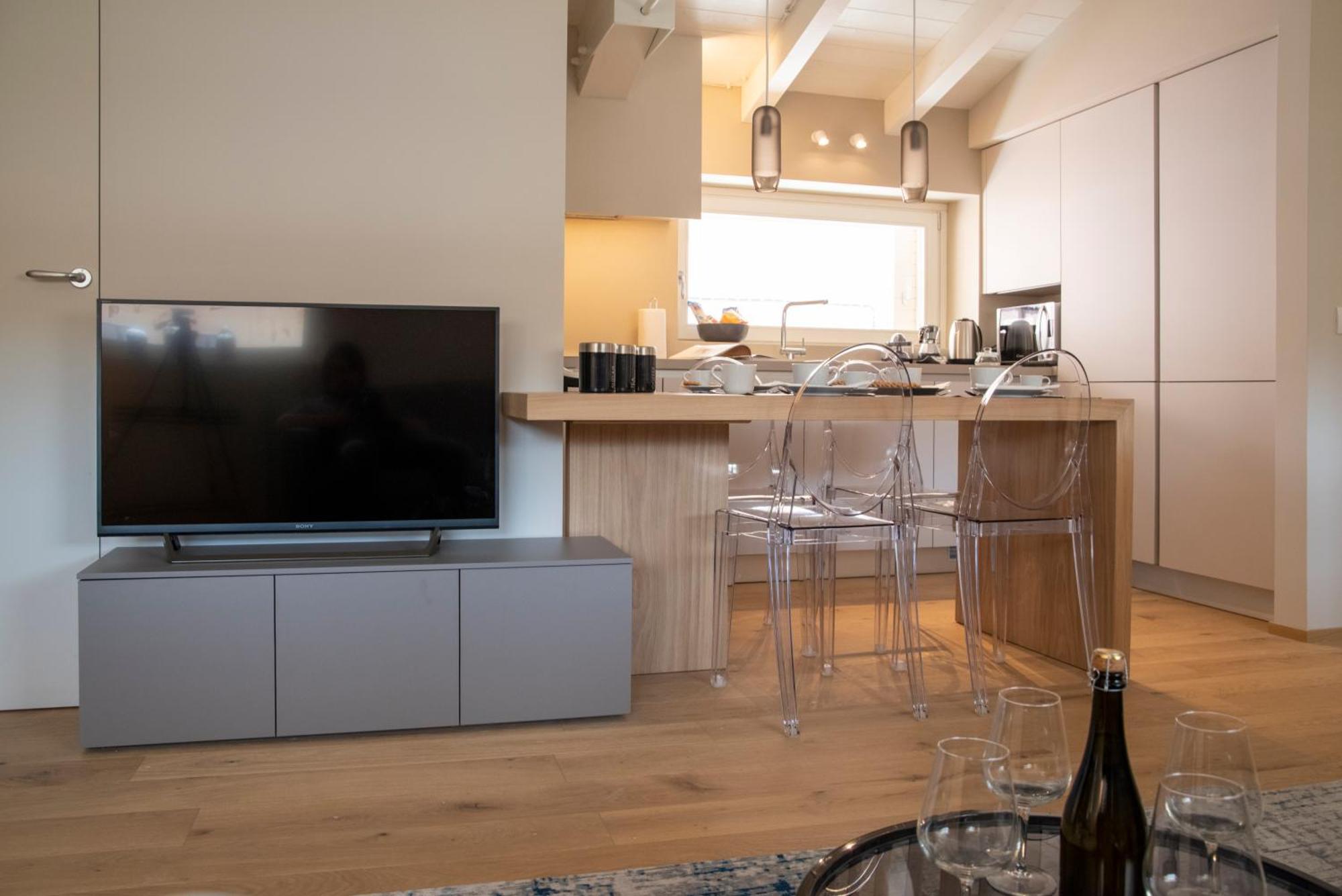 Time To Be - Luxury Apartments Centro Storico Peschiera del Garda Ngoại thất bức ảnh